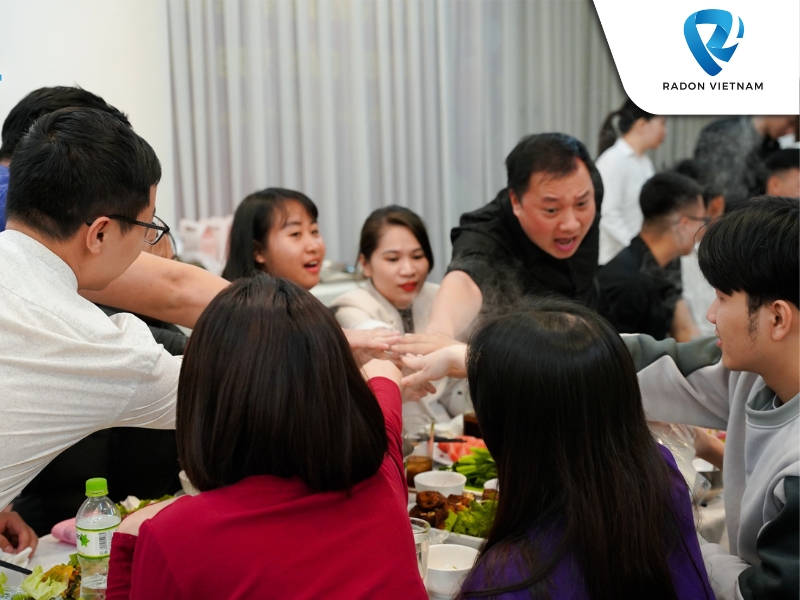 Trọn vẹn tâm ý gửi các 'bóng hồng'
