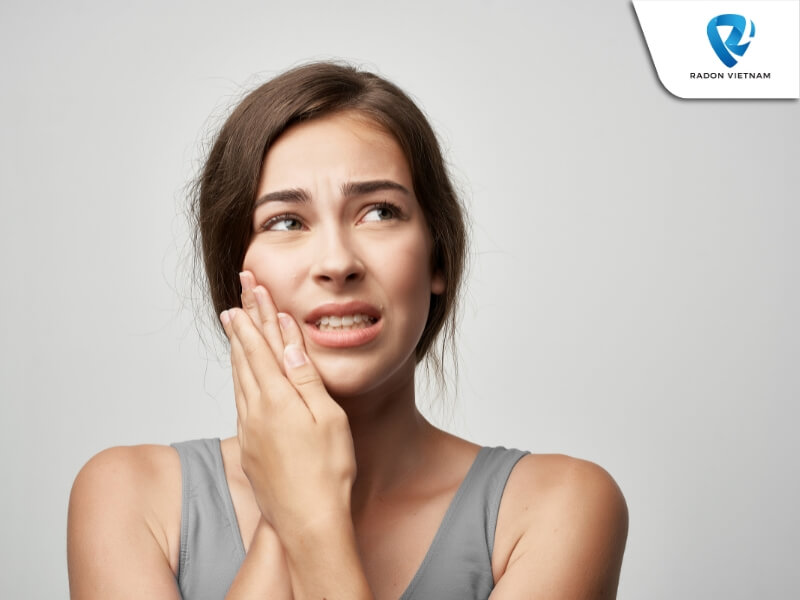 Đau, sốt và khó chịu là dấu hiệu của tình trạng nhiễm trùng (Nguồn ảnh: Sưu tầm)