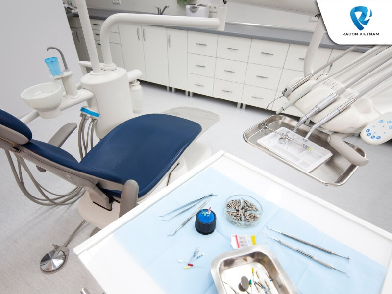 Thiết bị nha khoa kém chất lượng sẽ không đảm bảo các yếu tố an toàn, hiệu quả và chất lượng (Nguồn ảnh: Sưu tầm)