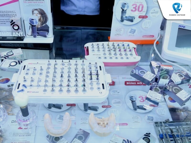 Trải nghiệm các sản phẩm chất lượng cao từ hơn 300 gian hàng của các thương hiệu tại Hội nghị khoa học và triển lãm răng hàm mặt quốc tế (Nguồn ảnh: Sưu tầm)