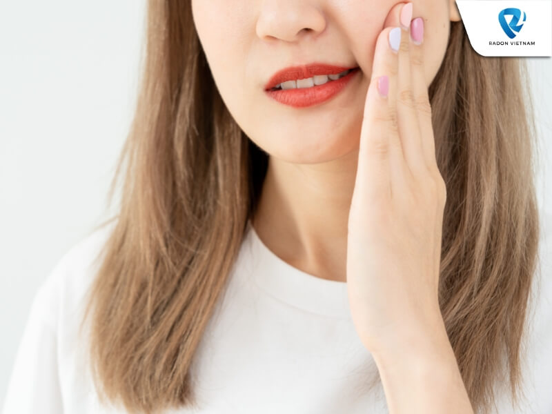 Viêm lợi là tình trạng nướu bị kích ứng do mảng bám và là giai đoạn khởi phát của viêm nha chu (Nguồn ảnh: Sưu tầm)